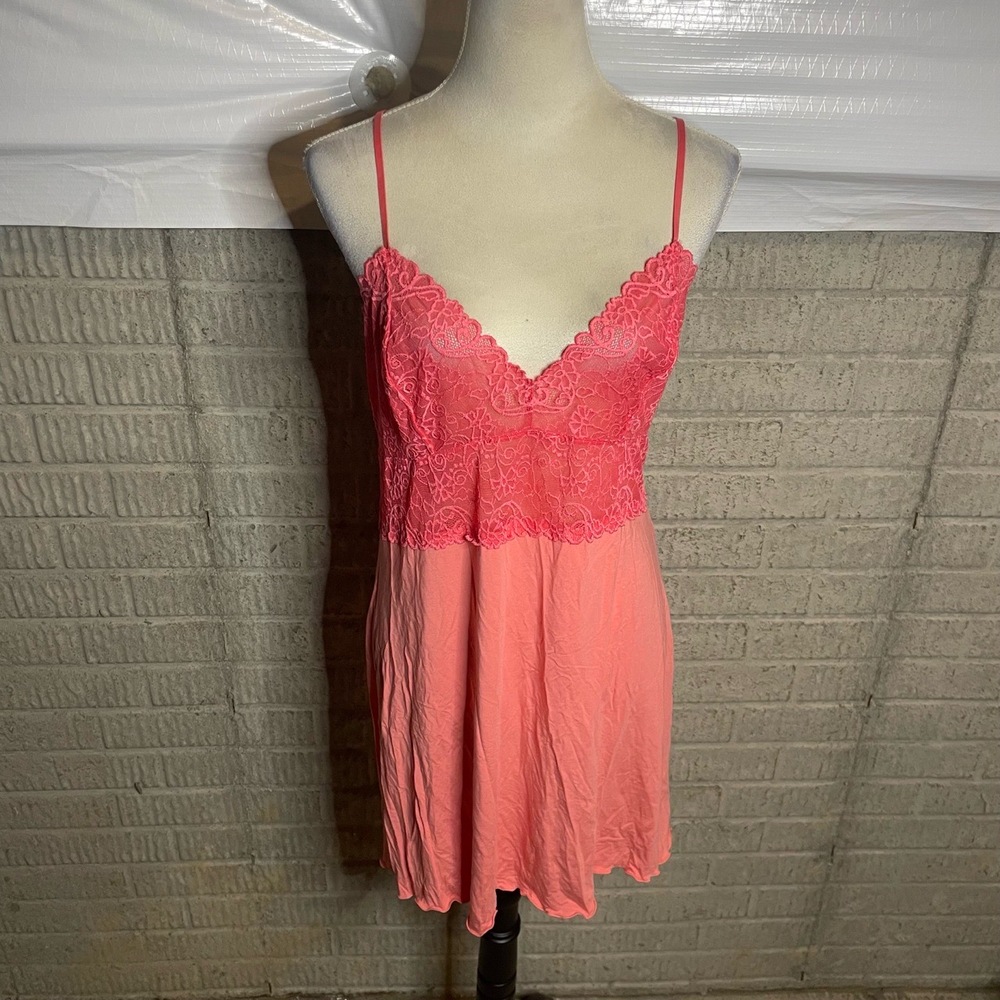 Vintage 90’s Gap Body Pink Lace Slip‎ Dress Vneck Lingerie Sleepwear Size Large